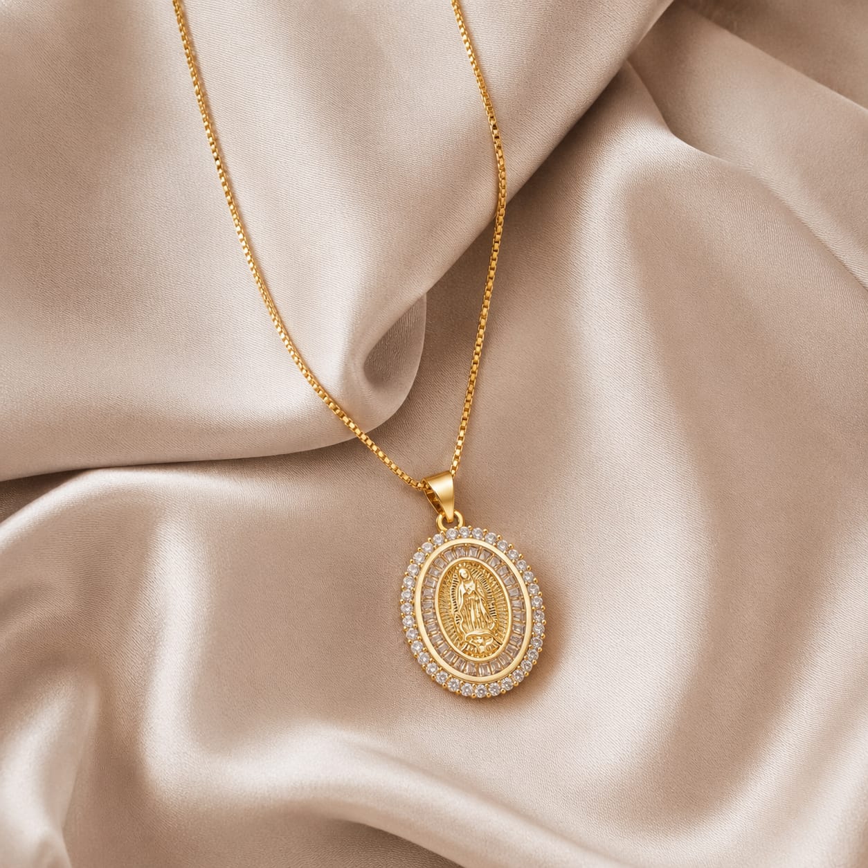 Medalla Santísima Virgen de Guadalupe - Baño en Oro 18k